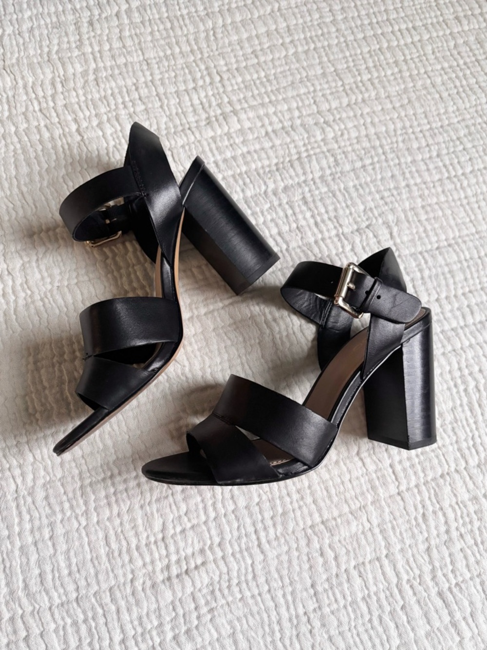 Aldo Caparosa Black Leather Block Heel Sandals - Picture 3 of 6